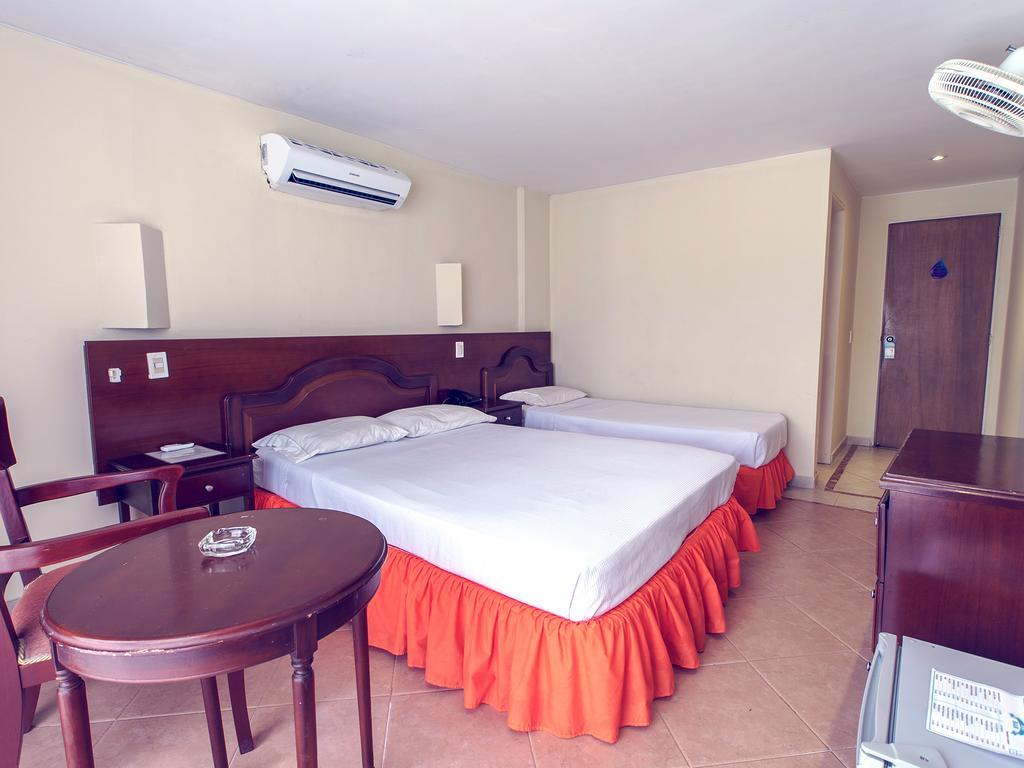 Hotel Palmetto Girardot Exterior photo